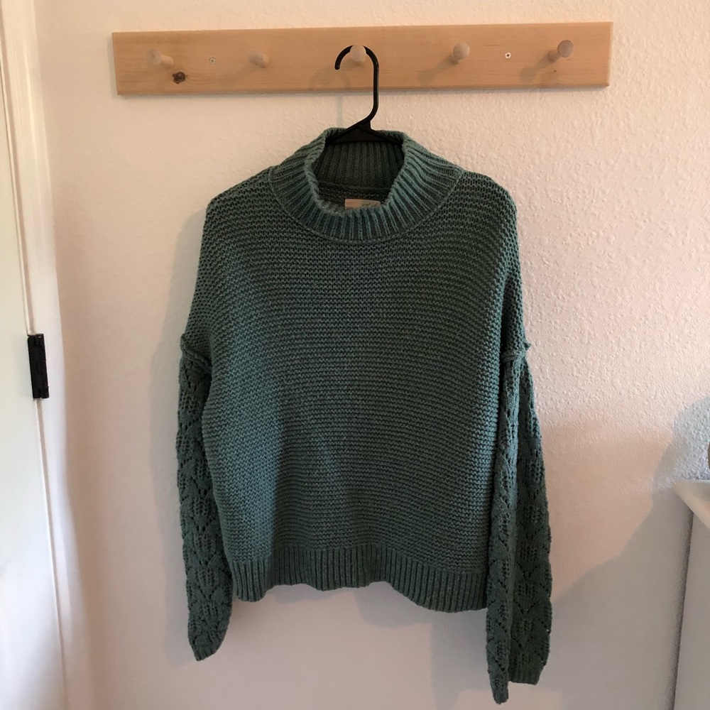 Sweater - Picture 6 of 8